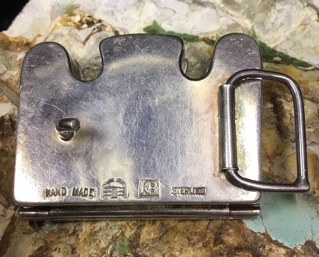 begay_buckle2