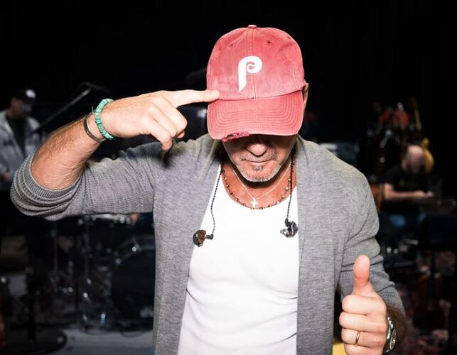 tim mcgraw 2