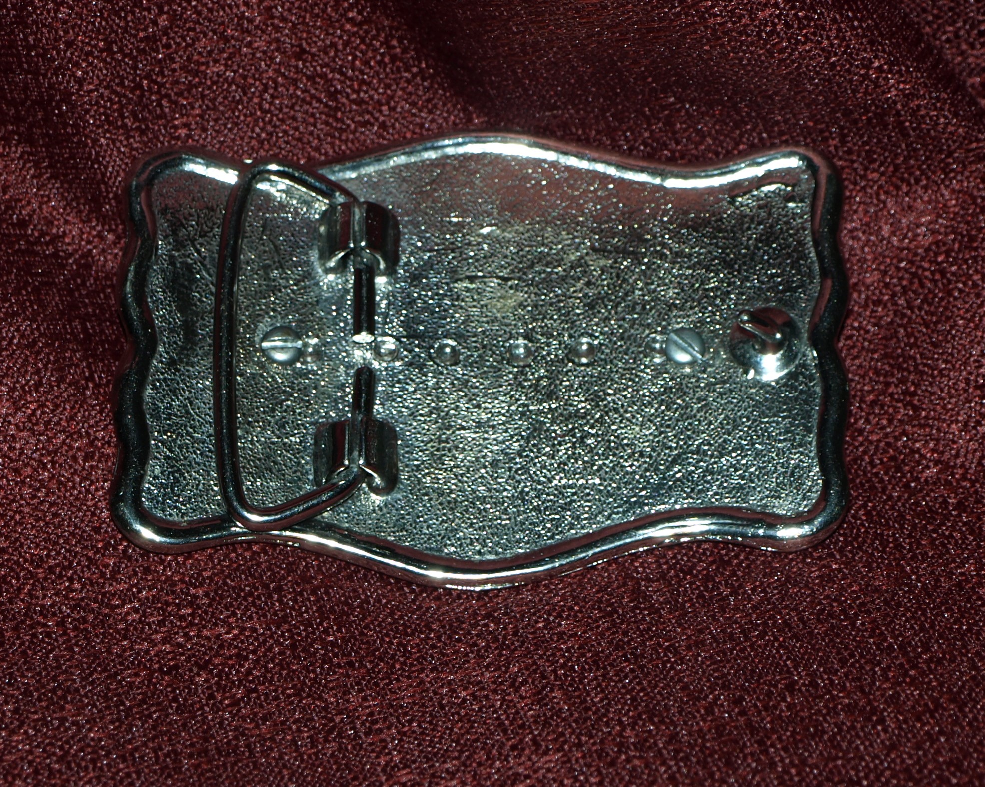 identifying belt buckles