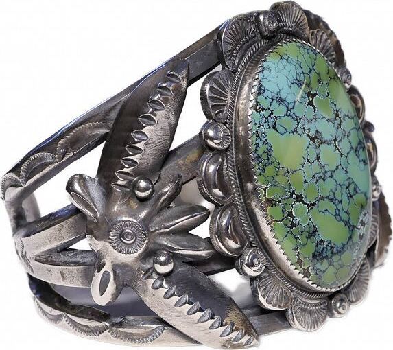 Huge High Grade Vintage Native American Navajo Carico Lake Turquoise Sterling Silver Bracelet Huge High Grade Vintage Native American Navajo Carico Lake Turquoise Sterling Silver Bracelet